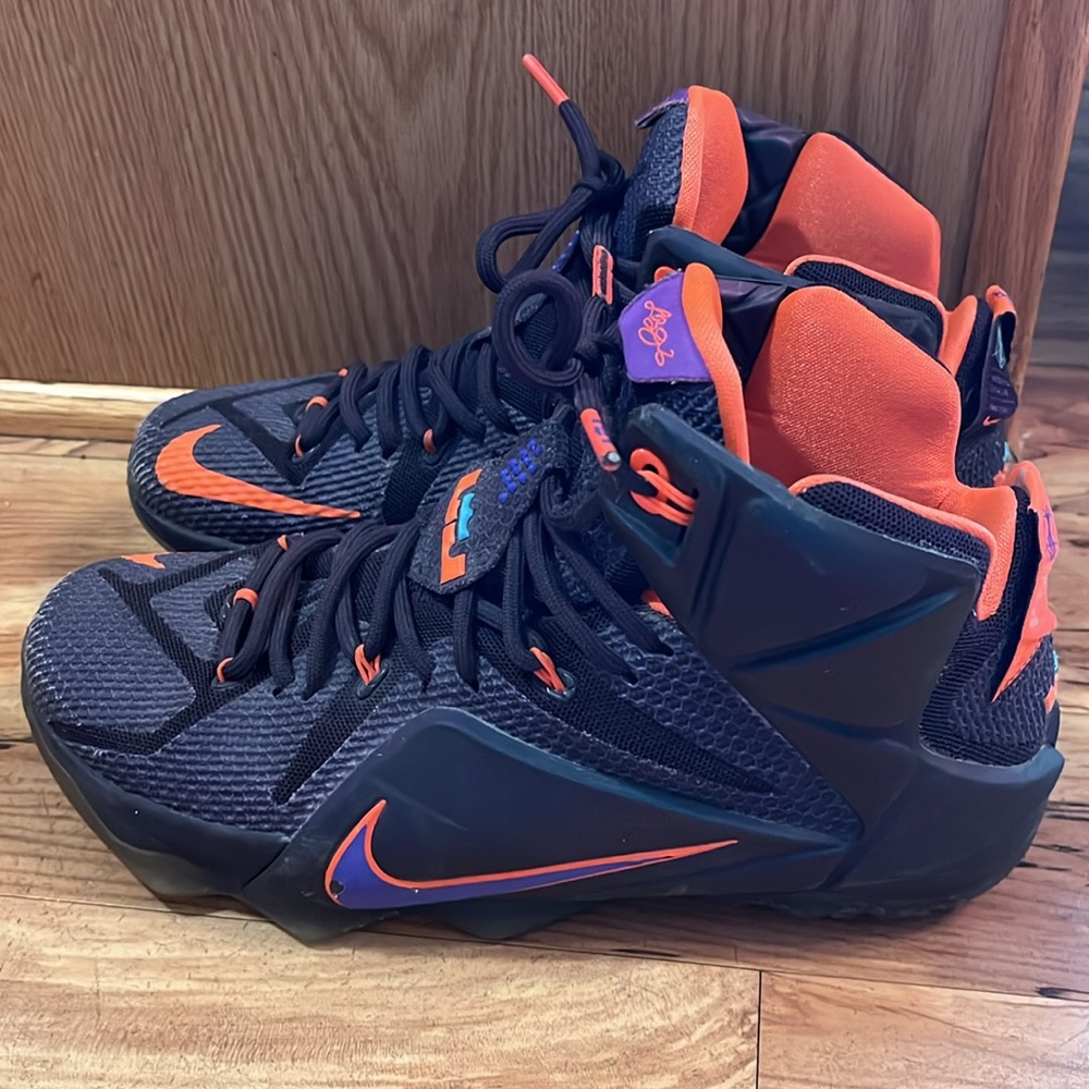 Lebron 12 XII Instinct Cave Size 8 Purple Hyper Grape Hyper Turquoise Orange